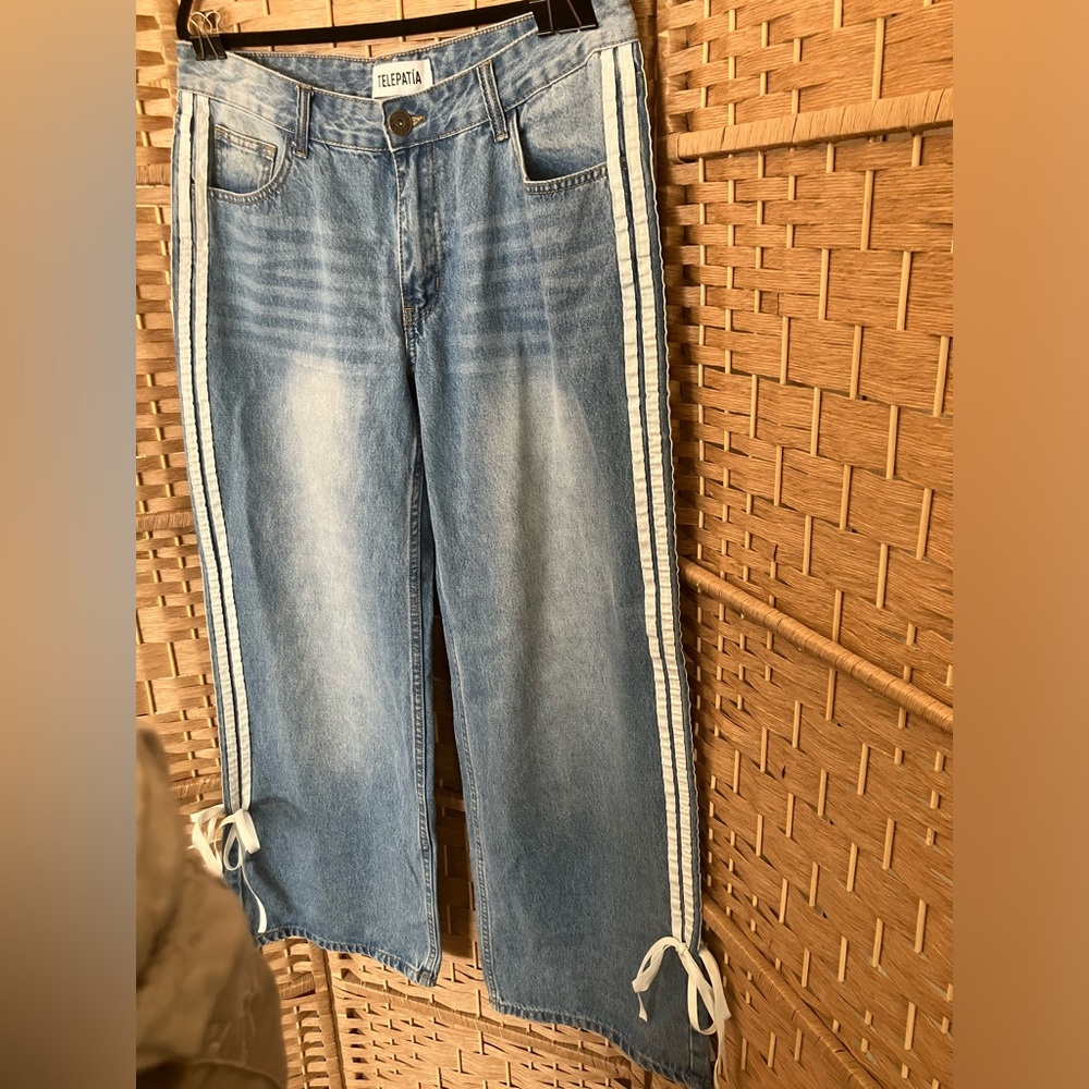 Telepatia Wide Leg Light Blue Jeans with Side Stripe - Picture 4 of 10